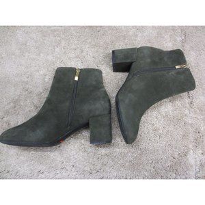 ROCKPORT GREEN SUEDE ANKLE BOOTS  SIZE 8